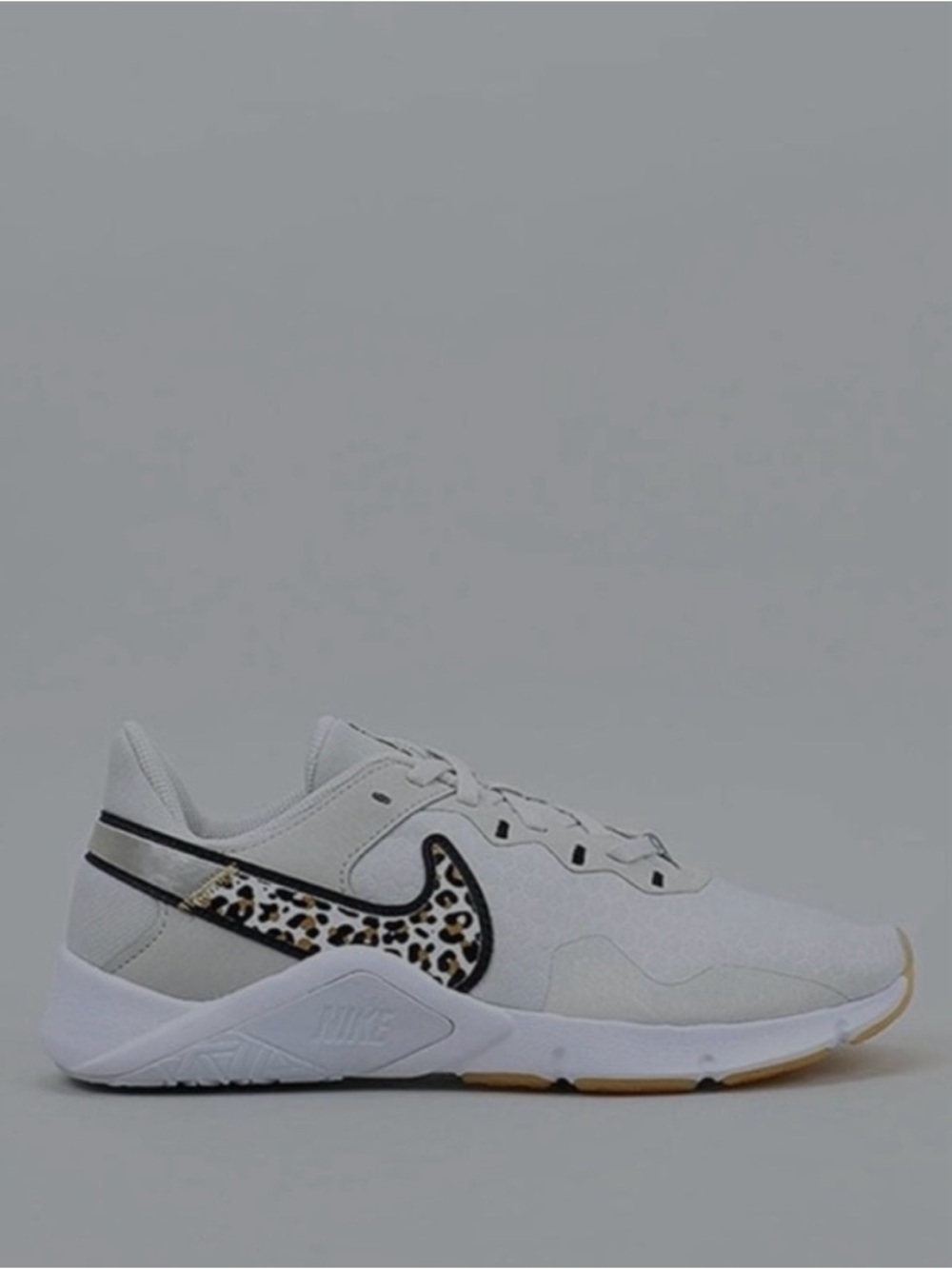 Nike Legend Essential 2 Prm Size 7 - Picture 2 of 6